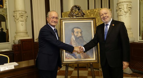 Málaga dona el retrato del malagueño Ruy López de Villalobos al pueblo filipino