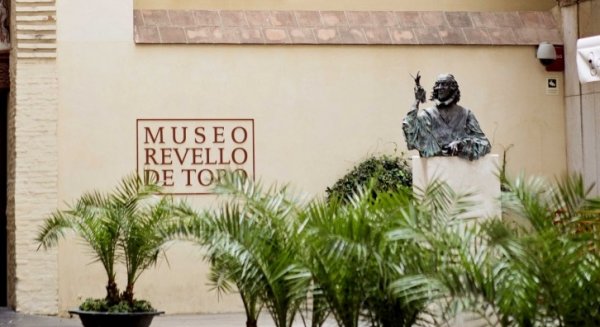 El museo Revello de Toro propone una escuela de arte para promover la expresión plástica