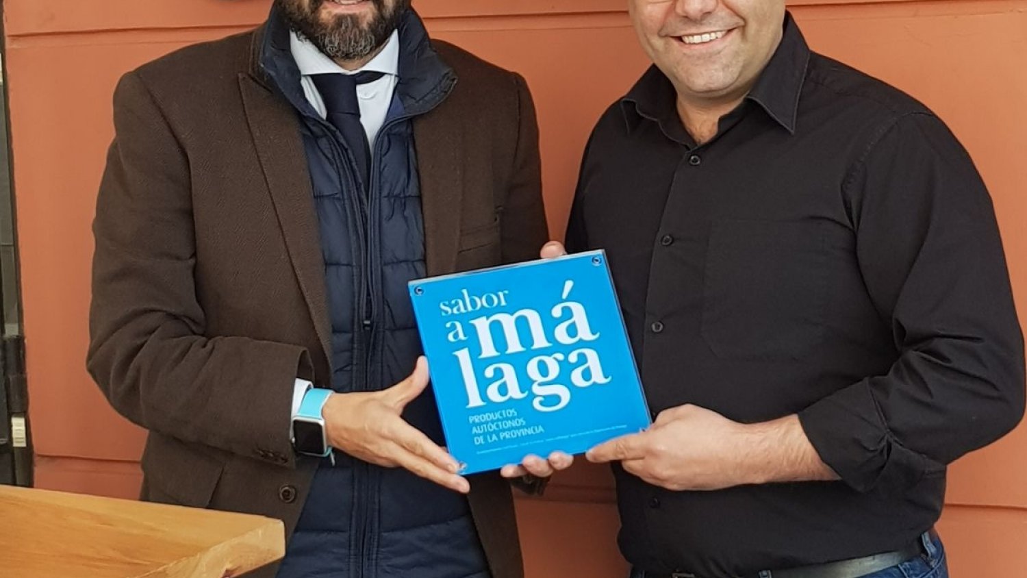 La familia de 'Sabor a Málaga' crece de la mano de la casa de vinos y comida Eboka