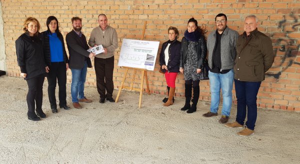 La Mancomunidad entrega a Casares el proyecto para su nueva guardería