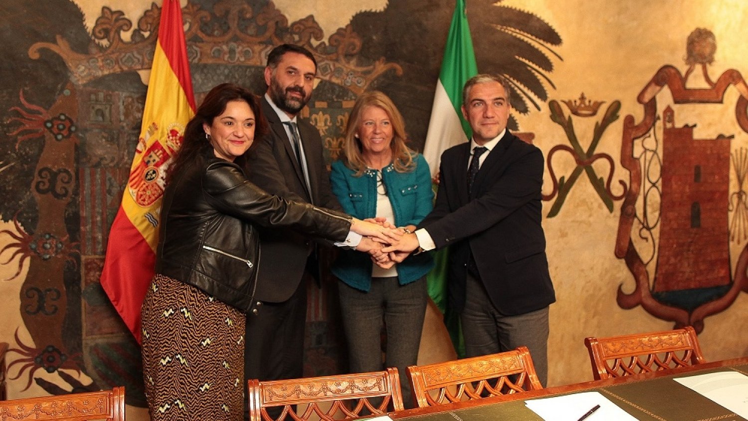 Bendodo destaca la importancia de que un evento como la Copa Davis recale en la Costa del Sol