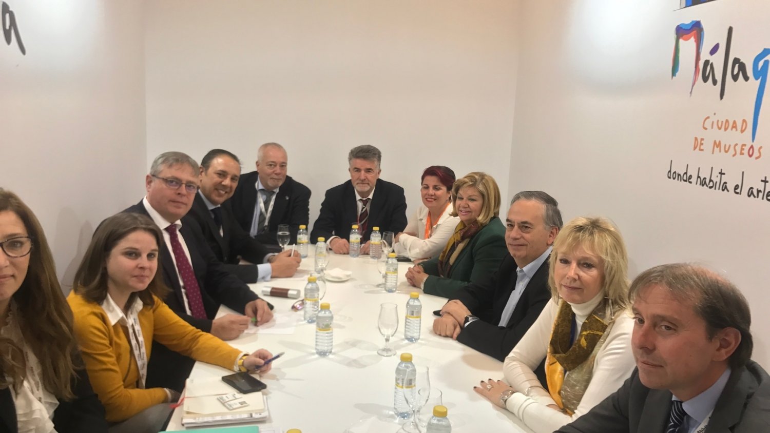 Málaga presenta su oferta a los receptivos de la Costa del Sol para que la incluyan en sus excursiones