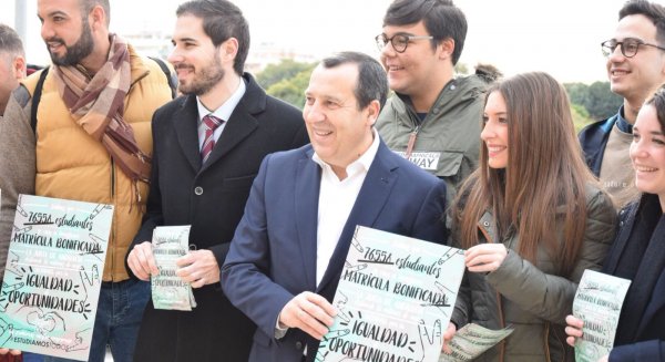 El PSOE impulsa un Foro de Participación Progresista ligado a la Universidad junto a las Juventudes Socialistas