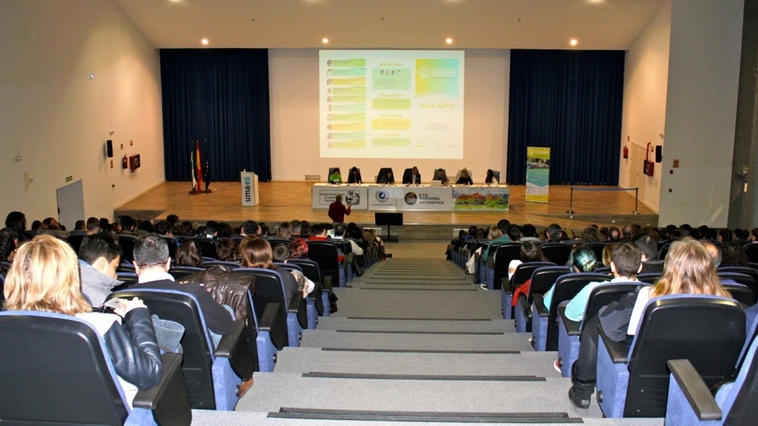El programa para estudiantes de altas capacidades 'GuíaMe-AC-UMA' arranca con más de 40 talleres