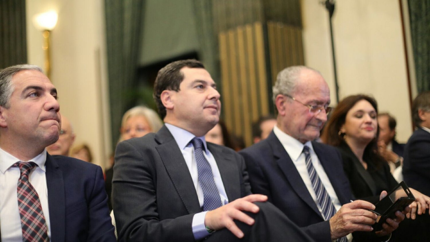 Bendodo destaca la fortaleza de la Costa del Sol y presenta las buenas previsiones para 2018
