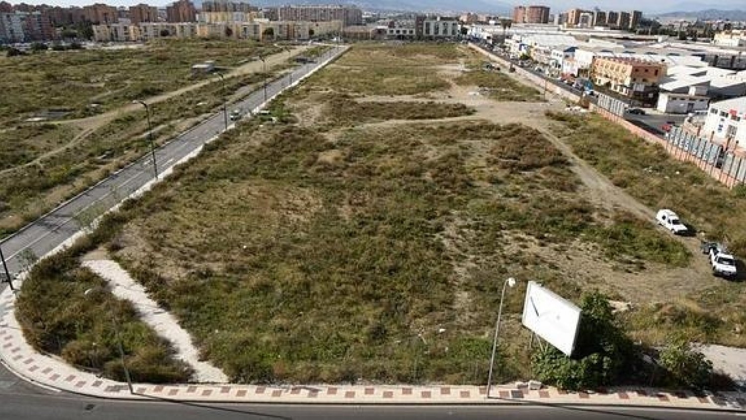 Málaga amplía el estudio sobre el terreno de Repsol para avanzar hacia el proyecto de urbanización
