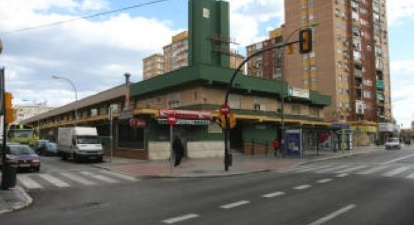 Málaga licita las obras para sustituir la cubierta del mercado de Huelin