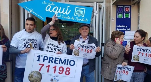 El Gordo reparte 129 millones de euros en Málaga capital