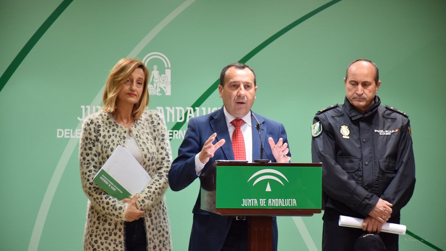 La Junta solicita que se extremen los controles en la celebración de cotillones y fiestas navideñas