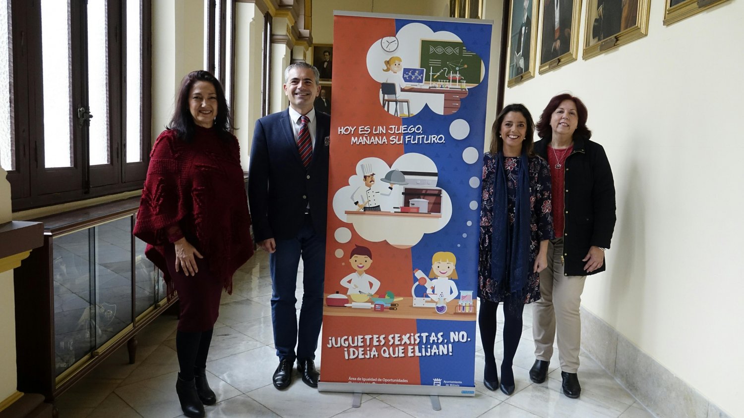 Málaga apuesta por una Navidad sin sexismo en los juguetes