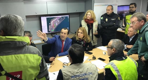 Junta de Andalucía y Gobierno central coordinan un simulacro de gran emergencia en el Puerto de Málaga