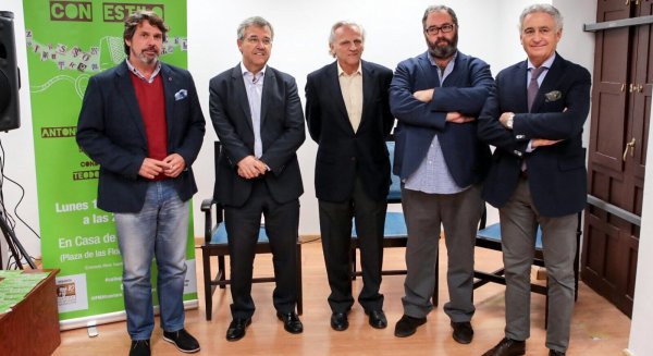 Estepona acoge el encuentro ‘La radio con estilo’ con Álex Grijelmo y Antonio Hernández-Rodicio