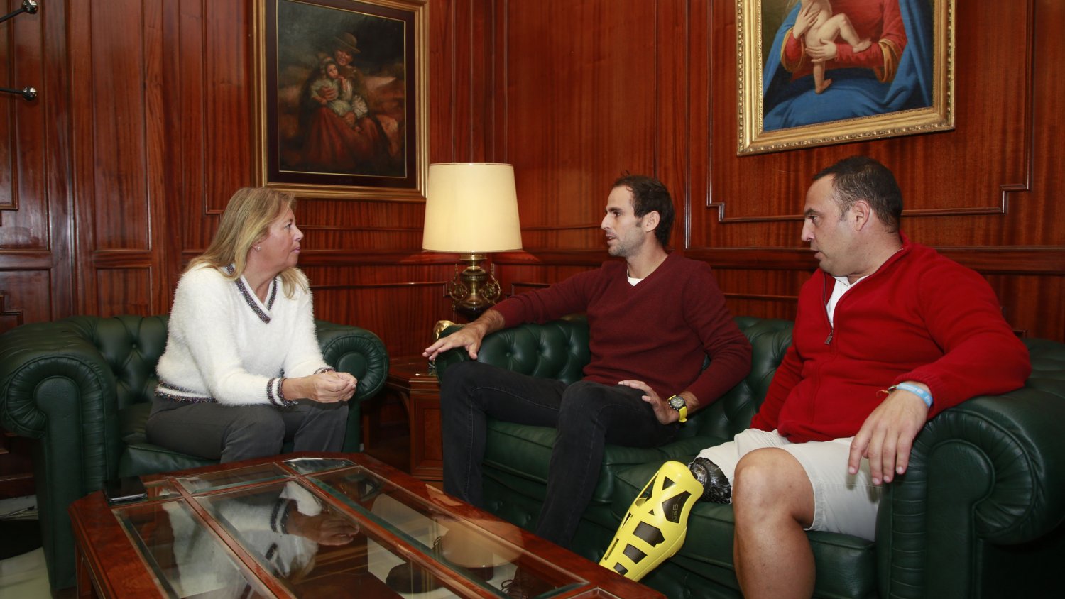 Marbella propondrá al tenista marbellí Adrián Menéndez como enlace con el equipo español de la Copa Davis