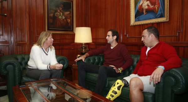 Marbella propondrá al tenista marbellí Adrián Menéndez como enlace con el equipo español de la Copa Davis