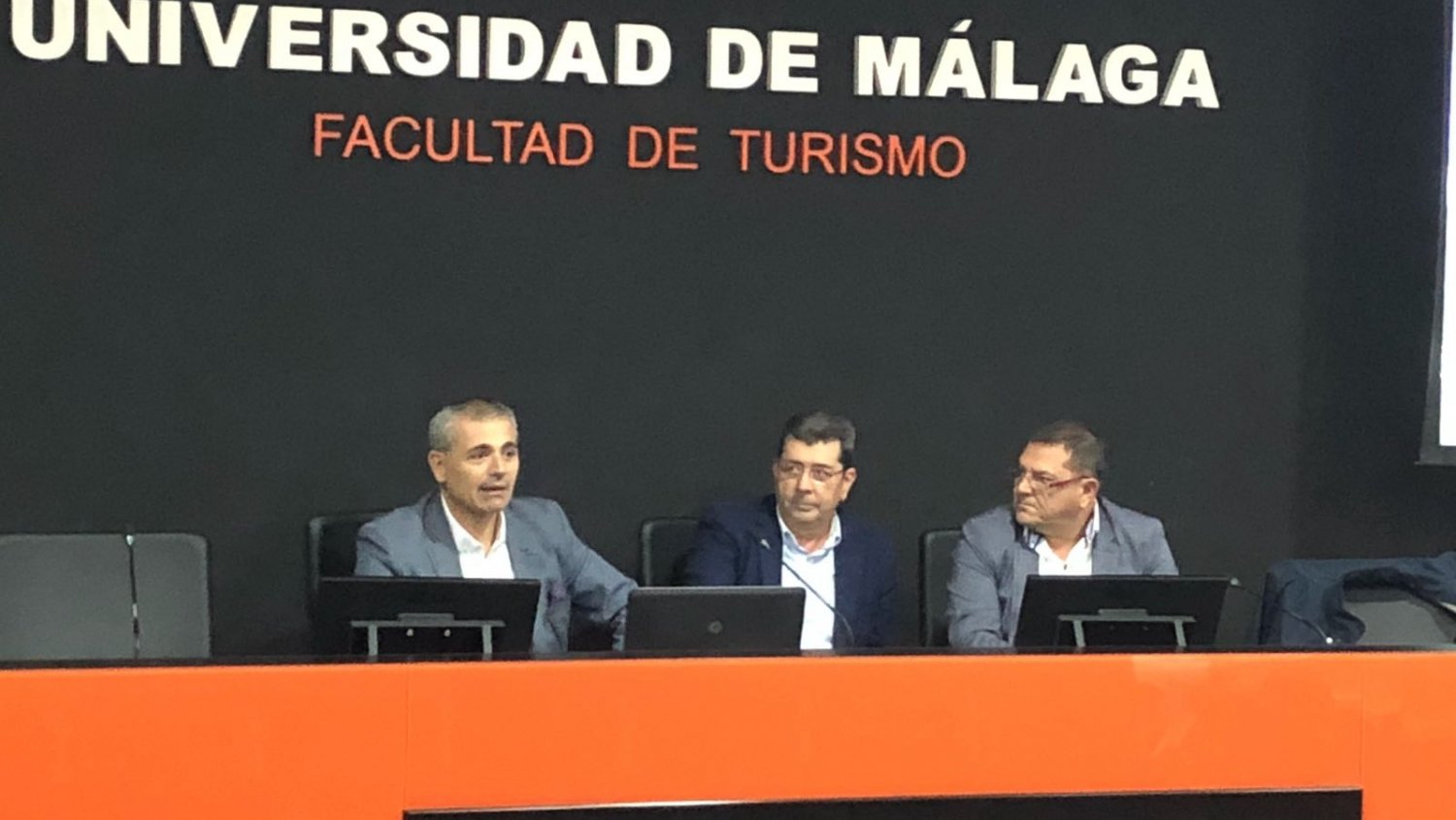 Las V Jornadas de Investigación Científica del Turismo analizan sus nuevas formas de comercialización
