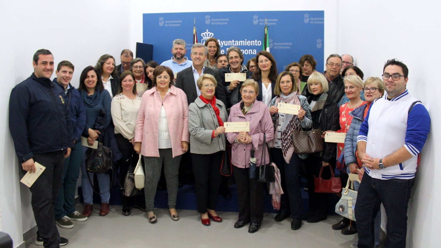 Estepona entrega más de 70.000 euros a 17 colectivos sociales por los proyectos realizados en 2017