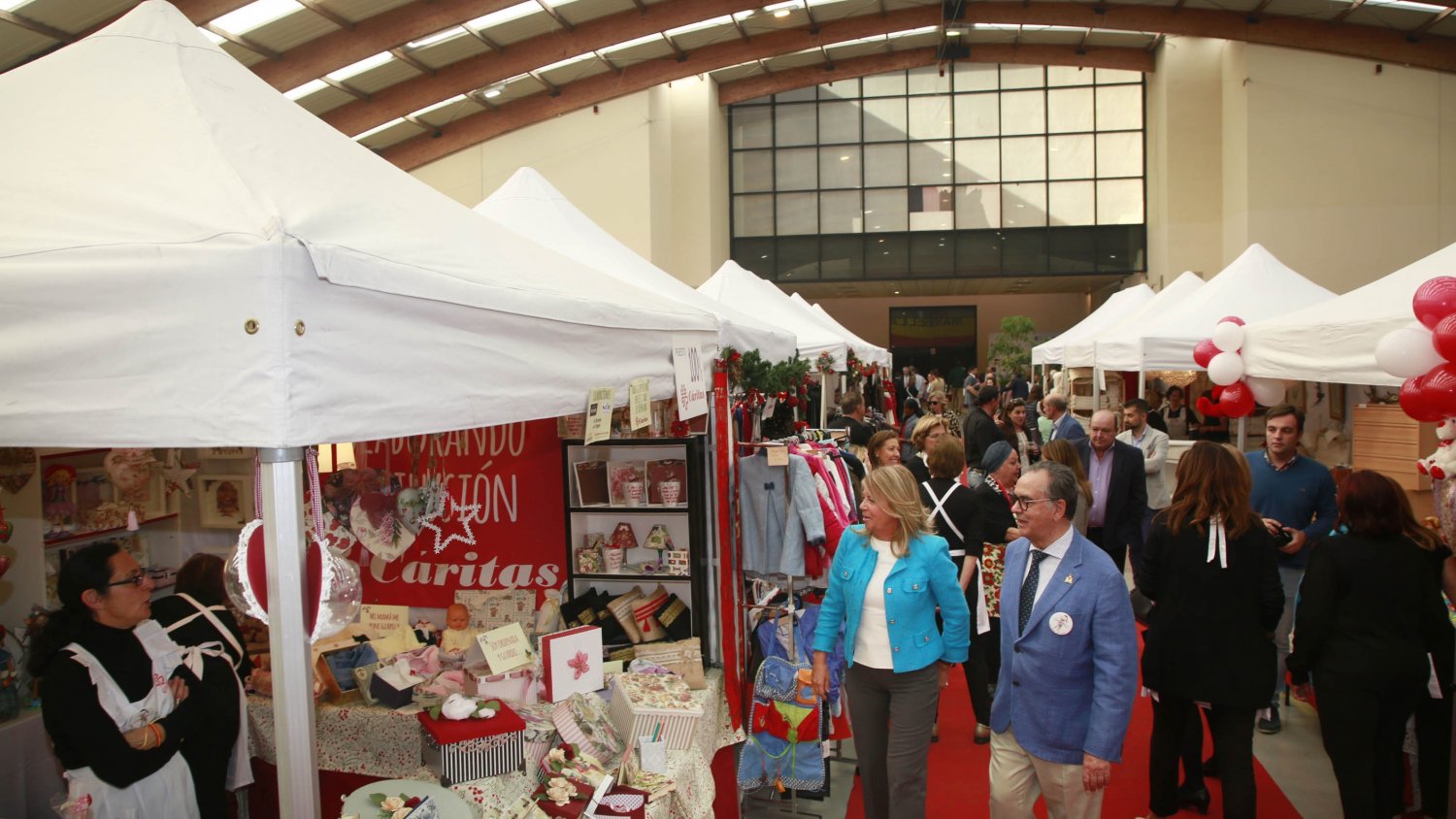 El Palacio de Congresos de Marbella acoge hasta el domingo el Bazar Navideño de Cáritas