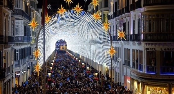 El alumbrado navideño y el espectáculo musical, listo para hacer brillar calle Larios