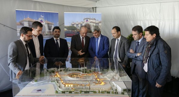Málaga coloca la primera piedra del primer designer outlet del sur de España