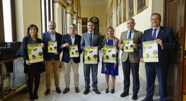 El V Torneo de Fútbol ‘Por Ellos’ reúne a 7 colegios profesionales a beneficio de la ‘Fundación Harena’