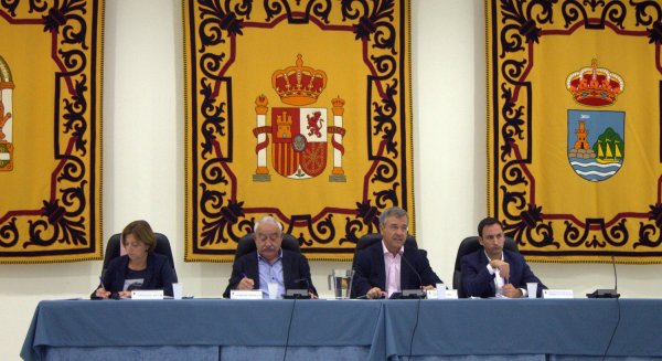 Estepona aprueba una moción institucional para promover políticas en la prevención de la violencia de género