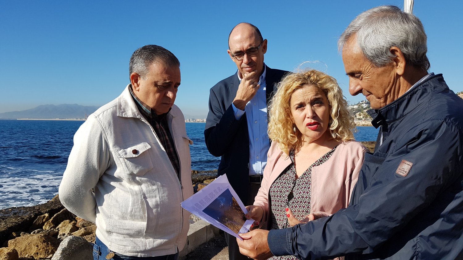 Málaga Para la Gente exige protección sobre el fondo marino del roquedal de los Baños del Carmen