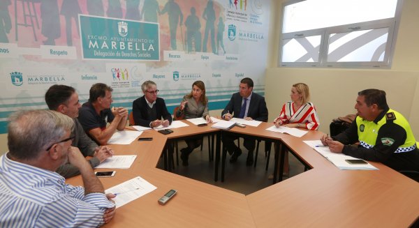 Coordinación en Marbella para erradicar el síndrome de diógenes