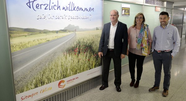Antequera se promociona en el Aeropuerto de Málaga con la campaña “Siempre Cálida”