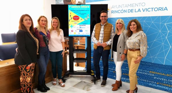 Rincón de la Victoria celebra la 1º Caminata Solidaria Autismo en Positivo