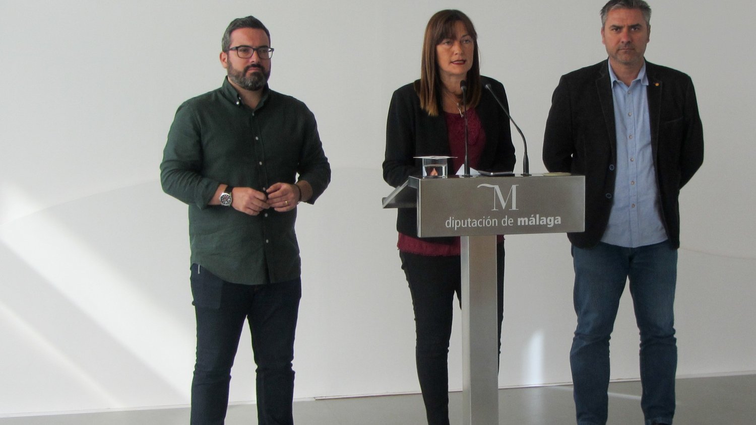 El PSOE exige una solución en la atención de las políticas sociales ante la falta de personal