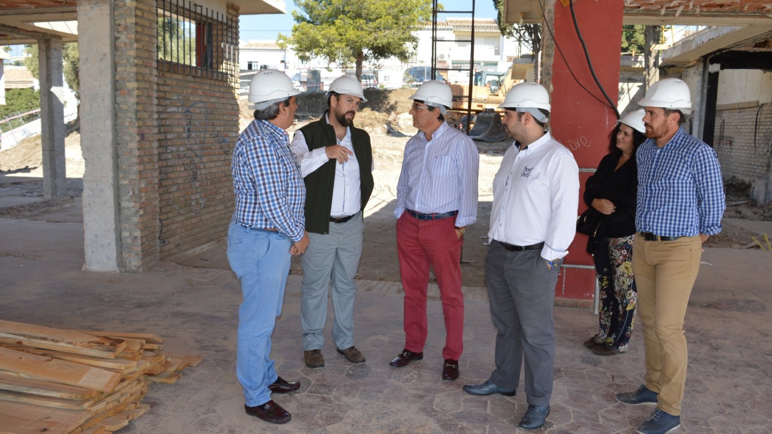 El alcalde de Rincón de la Victoria visita el proyecto ‘Salón de Celebraciones Cueva del Tesoro’
