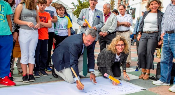 La Cueva de Nerja amplía su horizonte para ser Patrimonio Mundial con un ‘Poema Gigante’