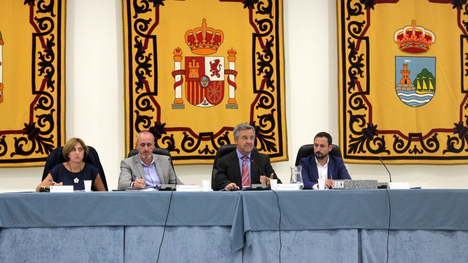 El pleno de Estepona ratifica la disolución de las diez últimas empresas municipales de la era GIL