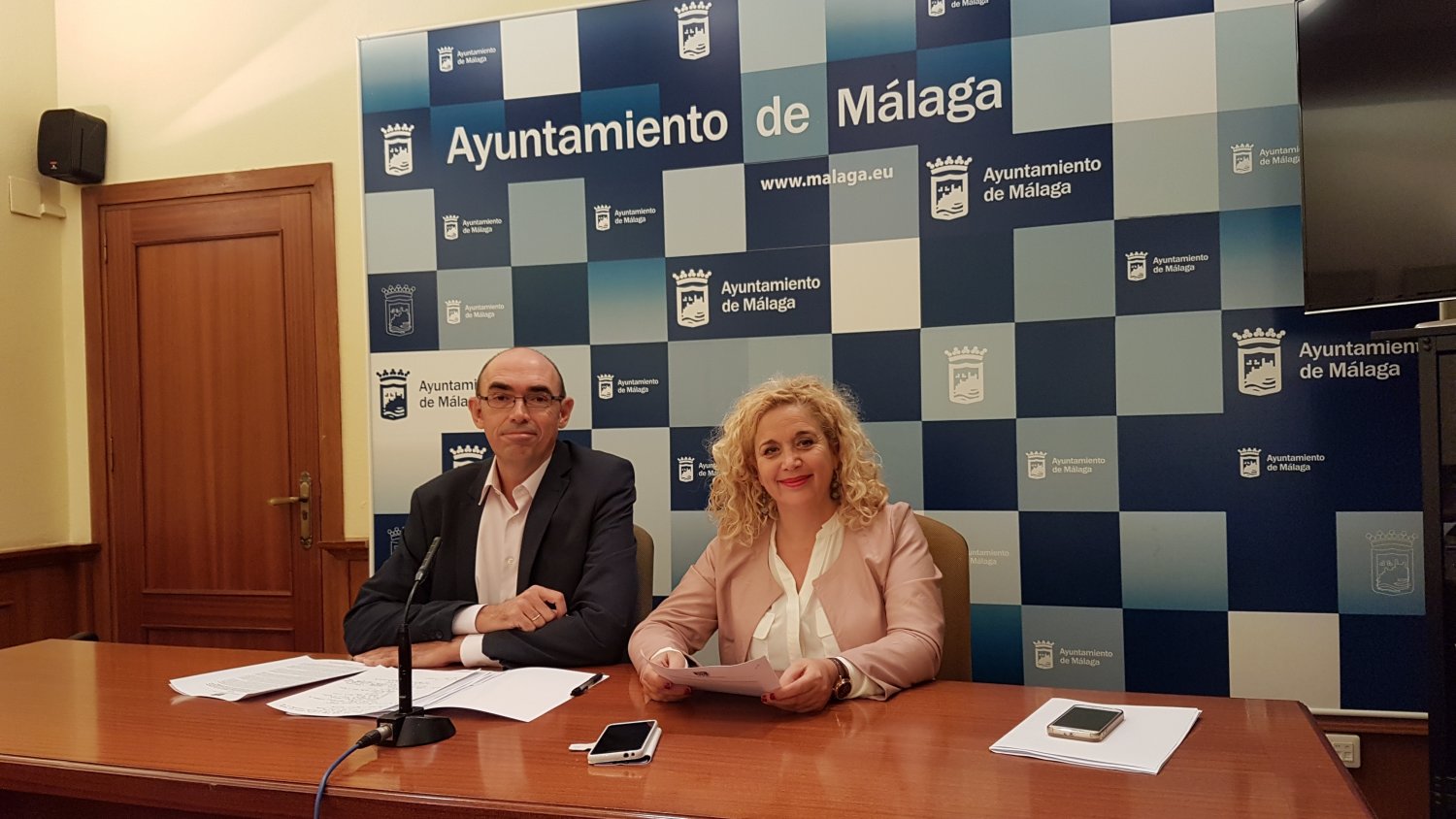 MPG acusa a las administraciones de actuar para favorecer el proyecto del rascacielos de Levante