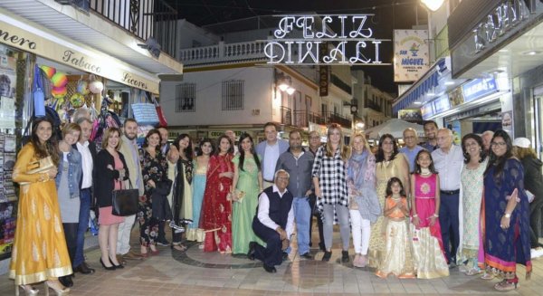 Torremolinos se suma a la celebración del Diwali con un festival hindú