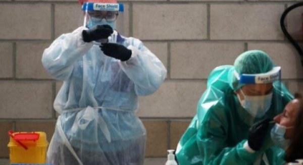 Málaga registra 334 contagios de covid-19 en una jornada con 15 fallecidos