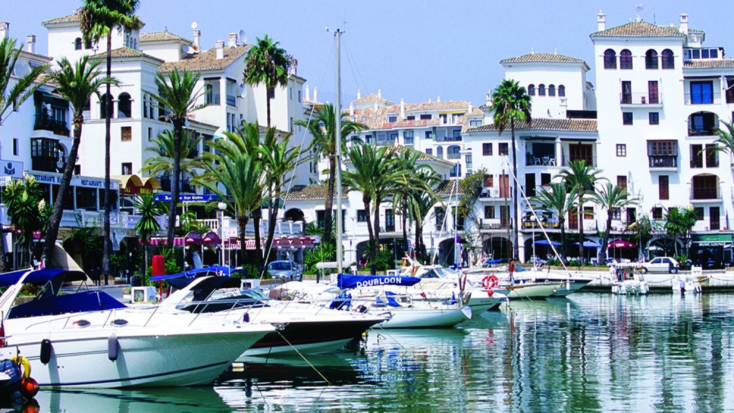 La Costa del Sol acoge una de las dos banderas azules otorgadas en España a empresas de embarcaciones de recreo