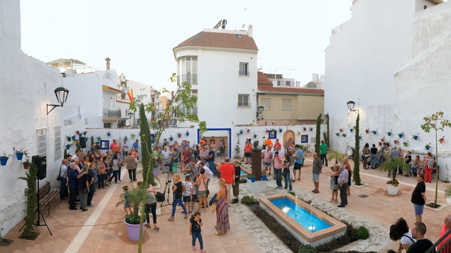 Estepona crea un nuevo espacio público dedicado a Antonio Gala