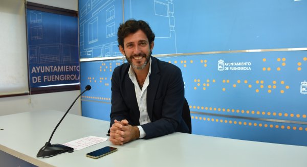 Más de 6.200 mayores disponen ya de la tarjeta digital para el autobús urbano fuengiroleño
