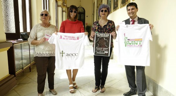 La Junta Provincial de AECC Málaga presenta en Málaga más de 100 acciones de la campaña de Mama 2017