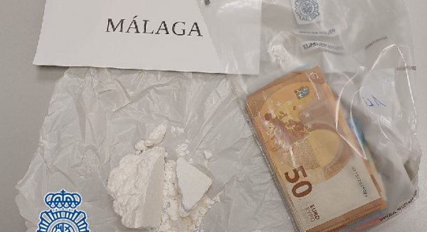 La Policía Nacional detiene a un hombre con 100 gramos de cocaína a bordo en un cercanías