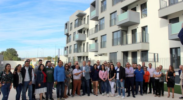 El Ayuntamiento de Estepona entrega 100 viviendas de protección oficial