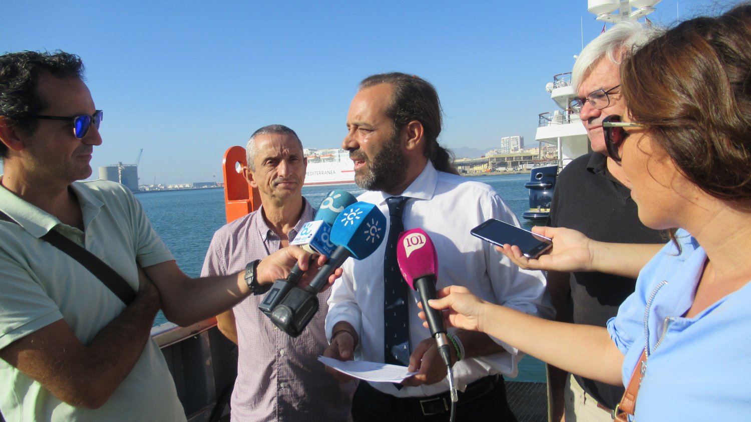 Ciudadanos propone crear un parque de empresas ligadas a la economía azul en el Puerto de Málaga