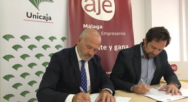 Unicaja Banco renueva su compromiso con las más de 600 empresas de jóvenes malagueños de AJE