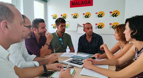 IU y Unidos Podemos se comprometen a presentar iniciativas en las instituciones para reclamar el carácter público