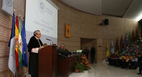 El rector reclama ‘compensación económica’ para las universidades, ahora que empiezan “tiempos de bonanza