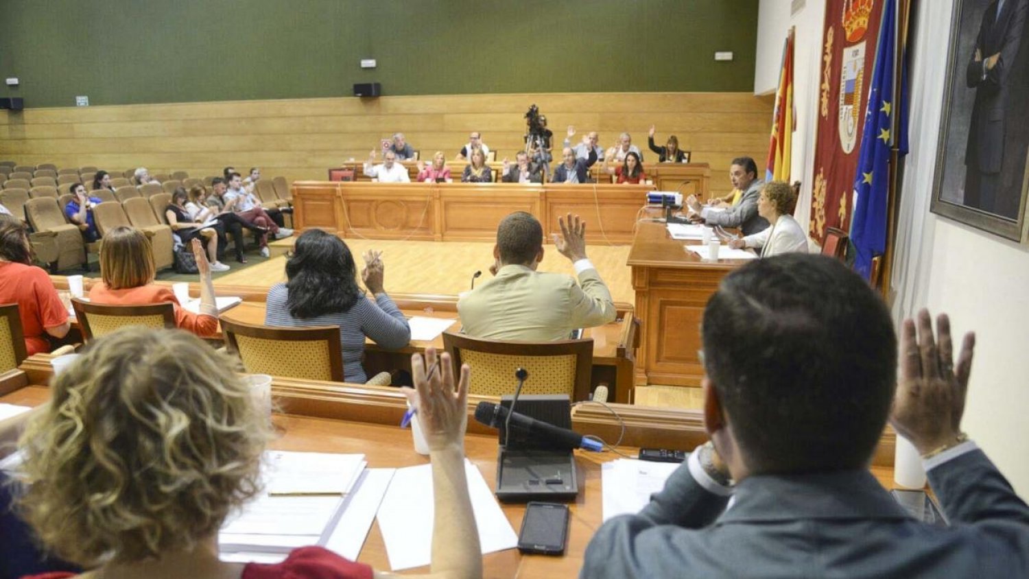 Torremolinos aprueba una tarifa plana de 300 euros anuales para la celebración de espectáculos en establecimientos
