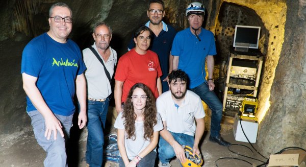 La Cueva de Nerja, a la vanguardia del país en investigación y conservación subterránea