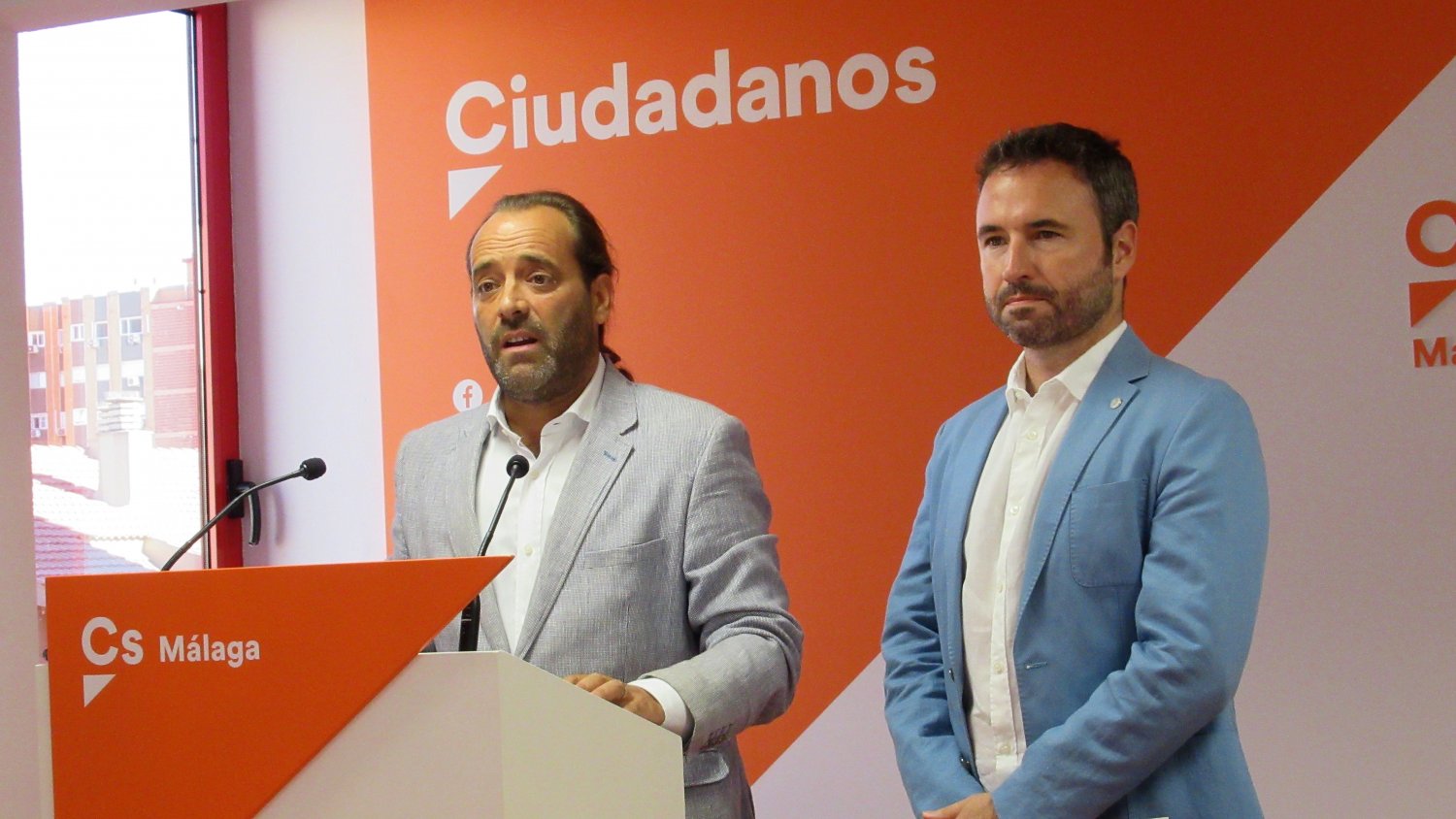 Cs critica que De la Torre quiera subir el agua pese a los 38 millones recaudados a los malagueños por un canon