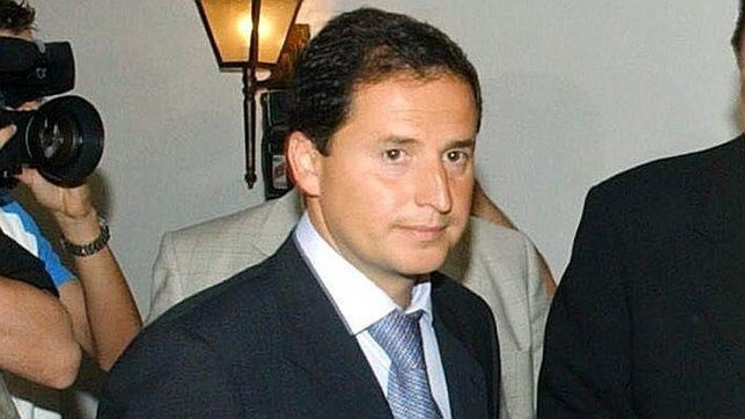 El exconcejal de Marbella, Carlos Fernández, se entrega a la Justicia